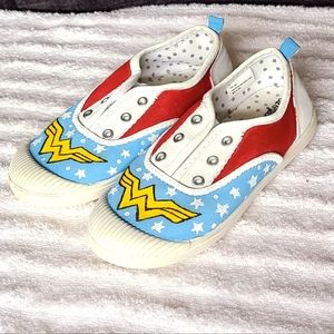 Custom Wonder Woman girls slip on shoes